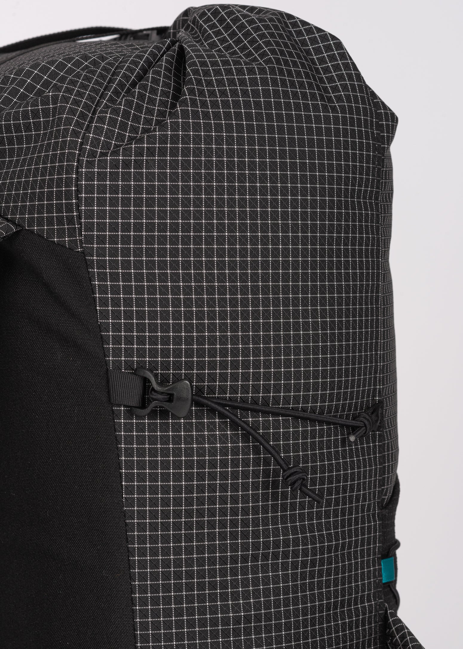 The Atom RE30 (Black) – Atom Packs